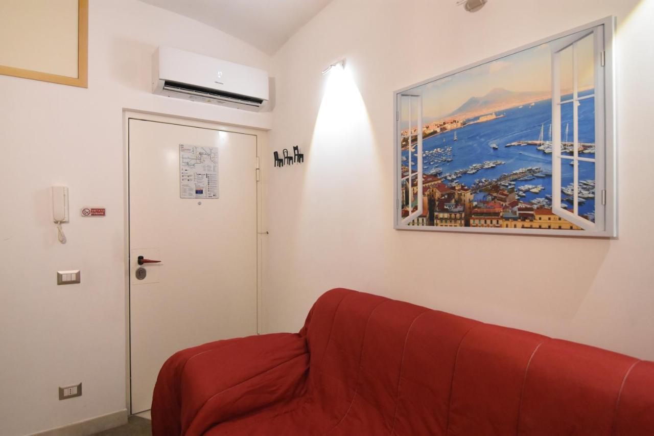 Un Salto A * Naples